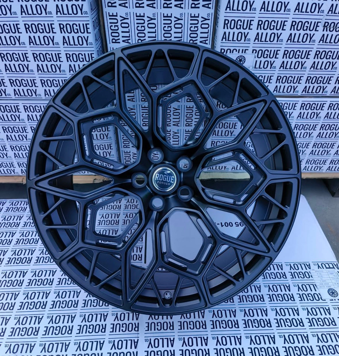 Rogue Alloy Rozi in Satin Black