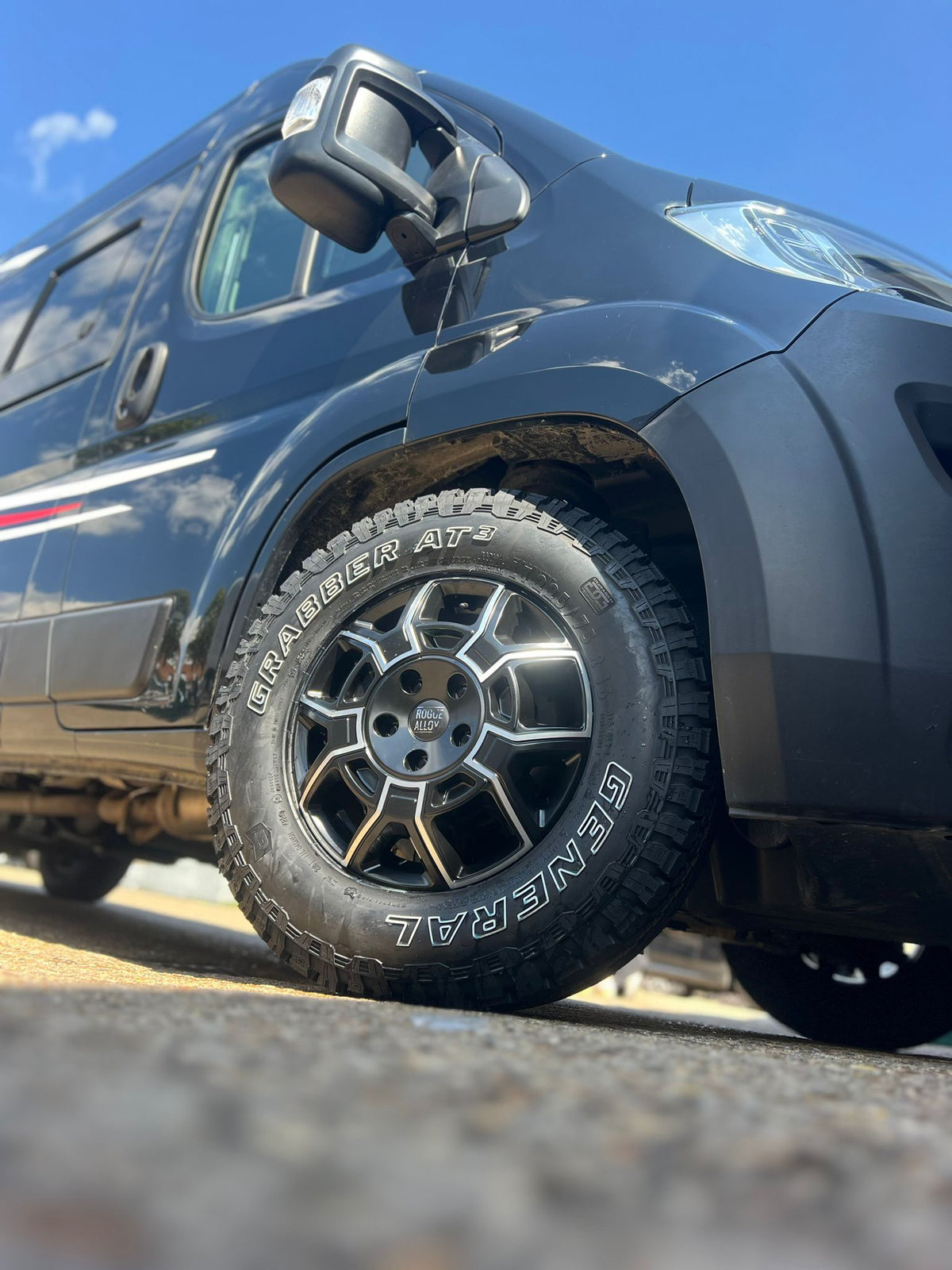 Rogue Alloy RV in Satin Black Polished
